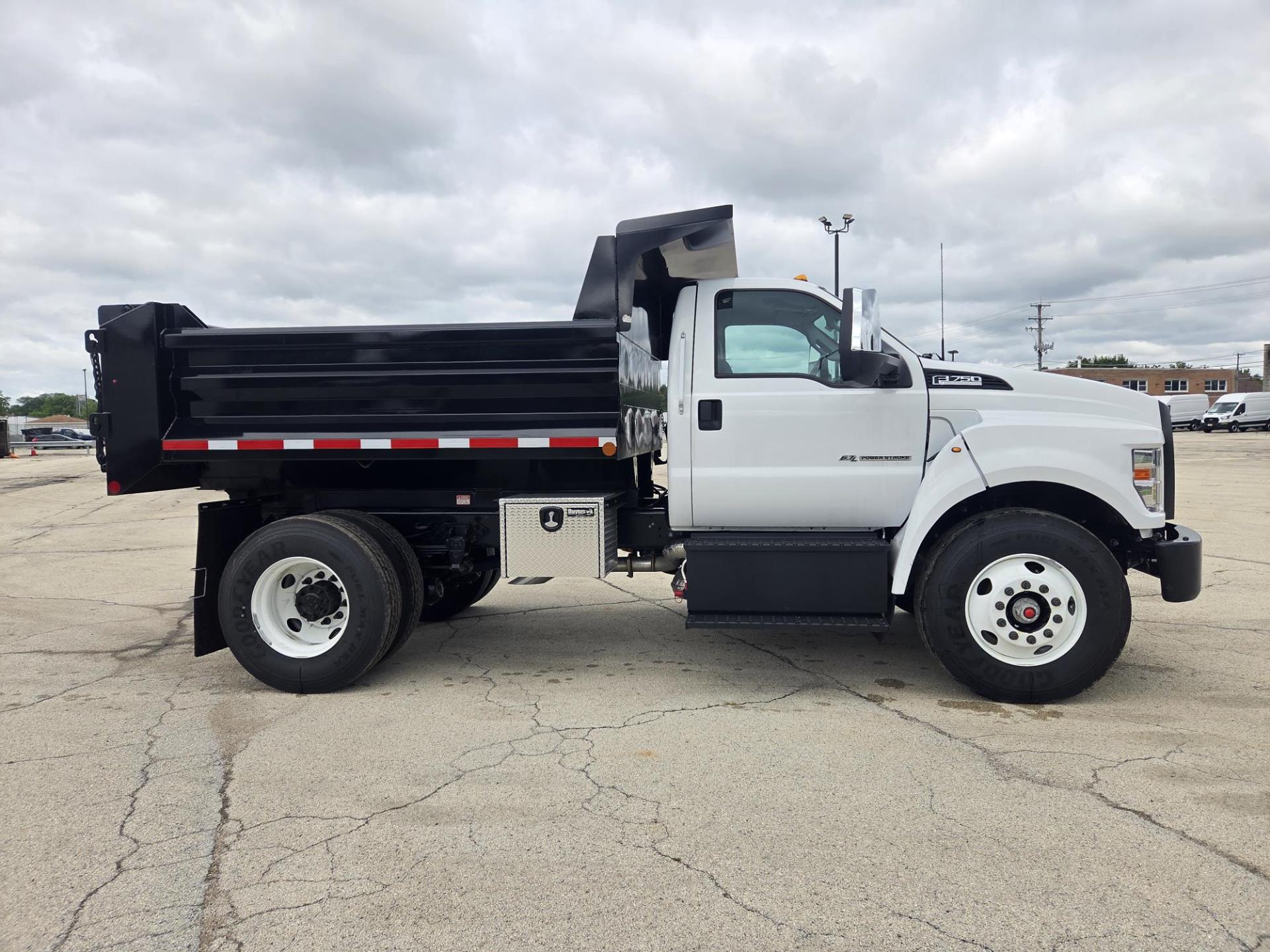 New 2025 Ford F-750 Regular Cab Dump Truck for sale #1858085 - photo 7