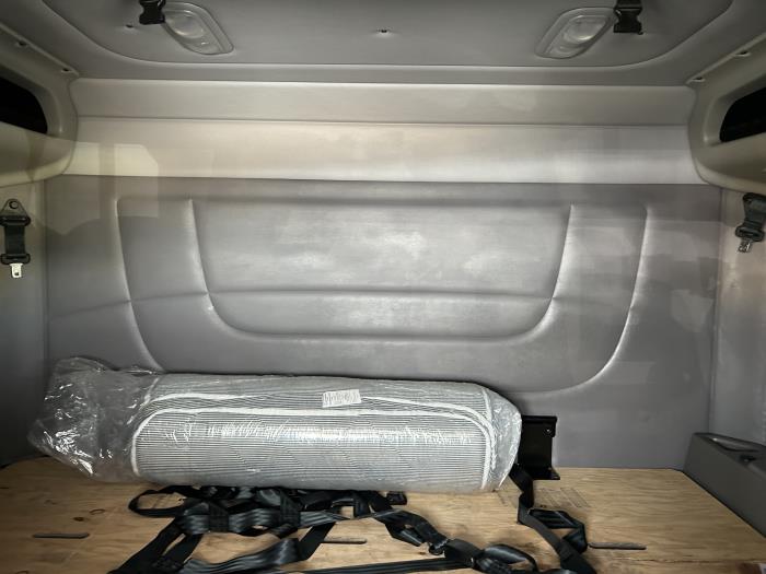 2023 Peterbilt 389-30