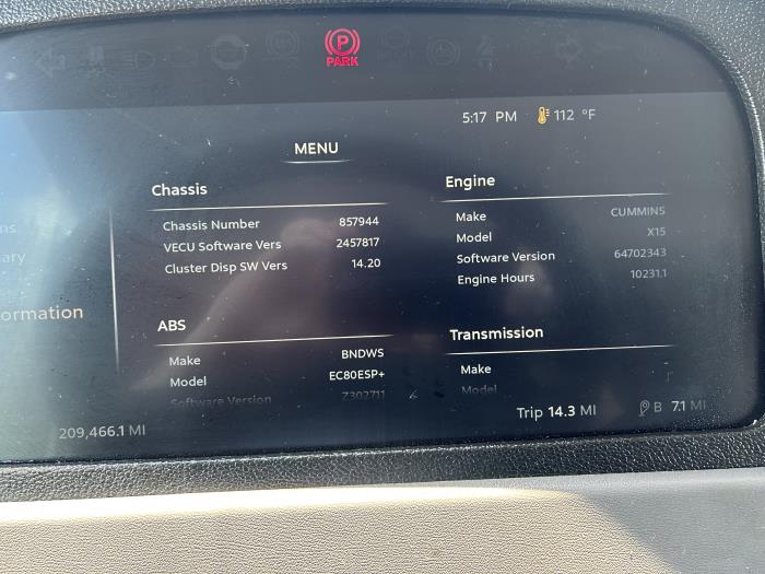 2023 Peterbilt 389-36