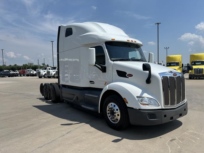 2021 Peterbilt 579-7