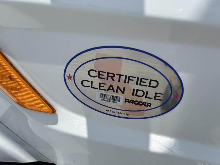 2021 Peterbilt 579-15