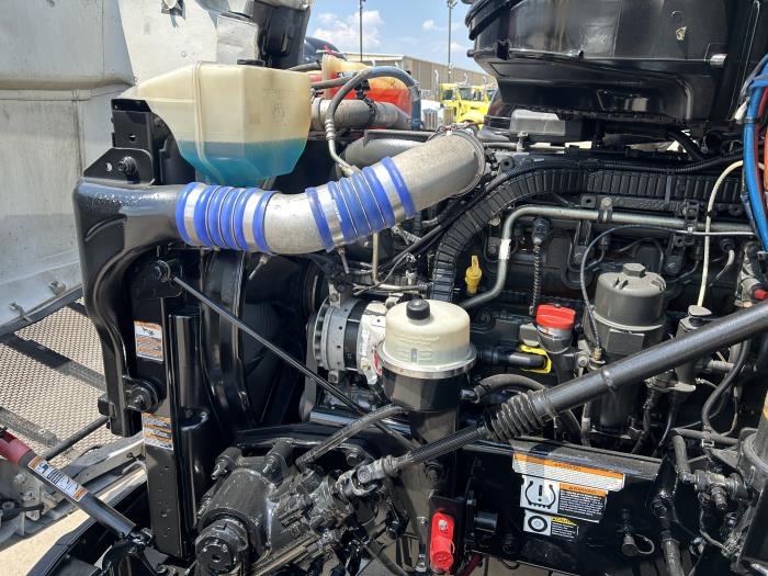 2021 Peterbilt 579-17