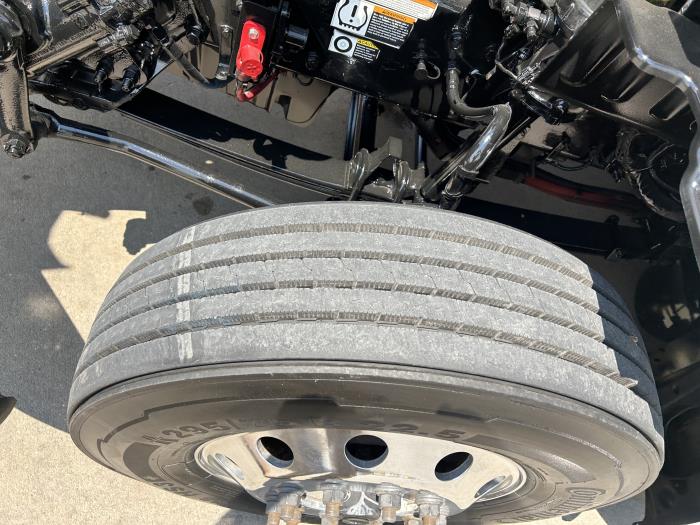 2021 Peterbilt 579-18