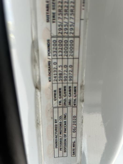 2021 Peterbilt 579-26