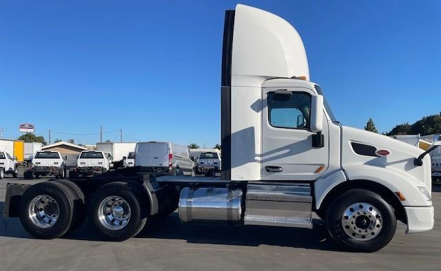 2020 Peterbilt 579-4