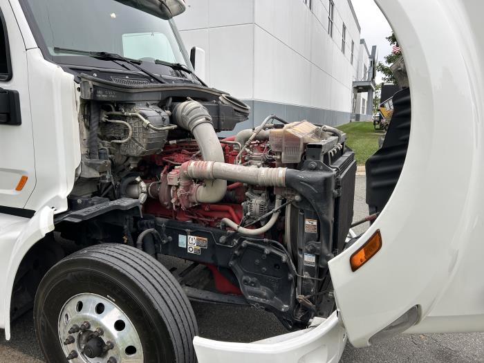 2022 Peterbilt 579-15