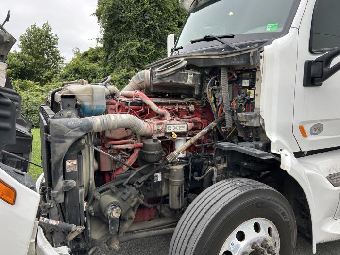 2022 Peterbilt 579-16