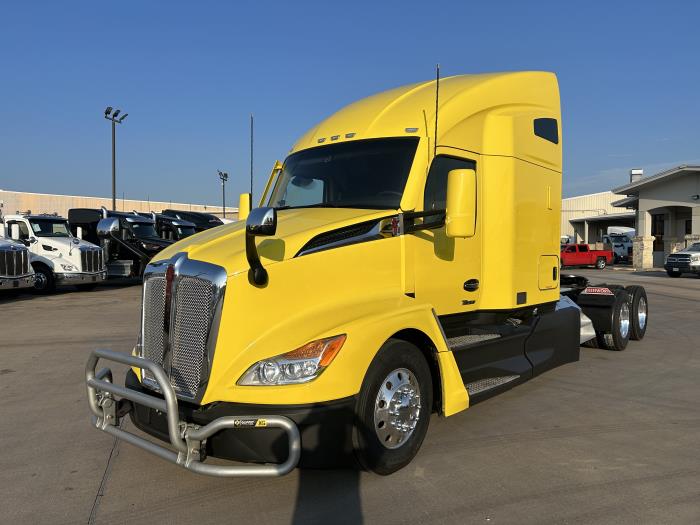 2023 Kenworth T680-1
