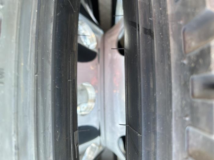 2023 Kenworth T680-10