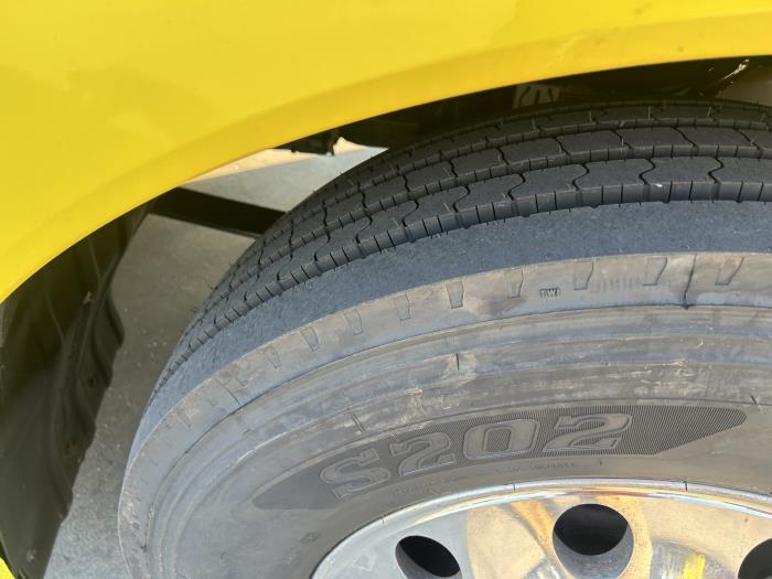 2023 Kenworth T680-21