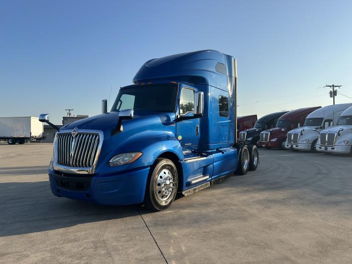 2020 International LT625-1