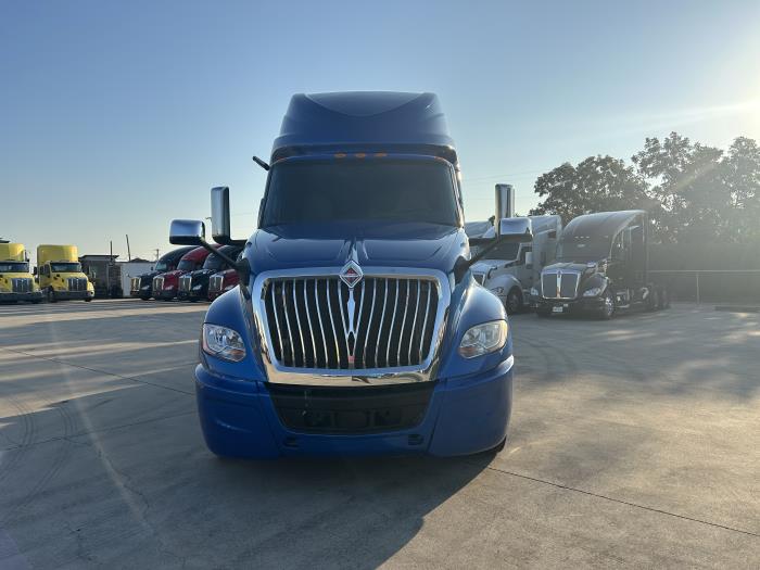 2020 International LT625-2