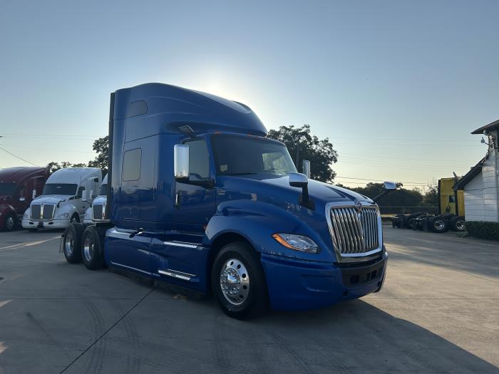 2020 International LT625-3