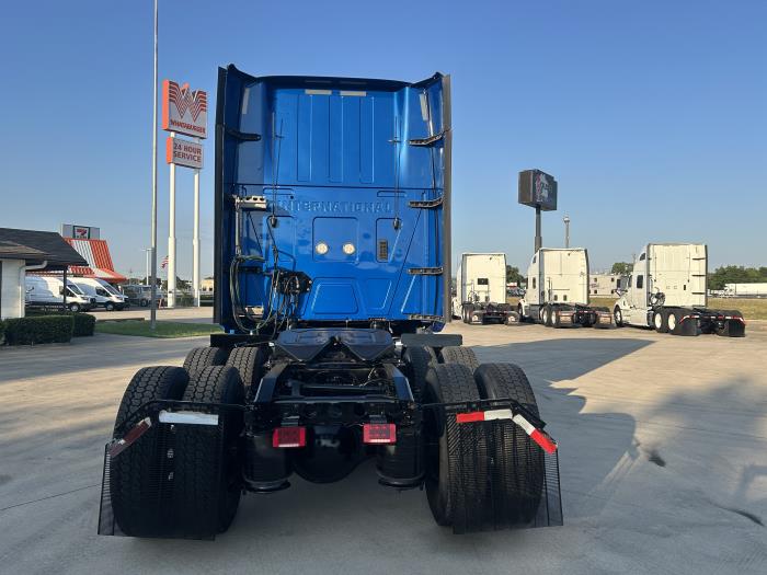 2020 International LT625-6