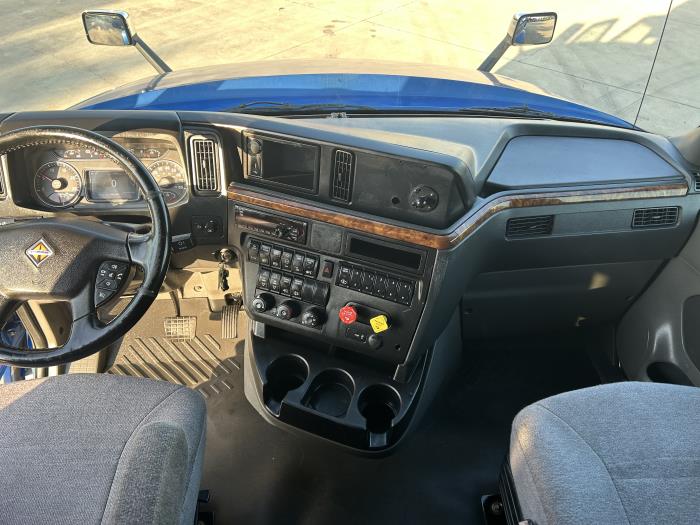 2020 International LT625-14