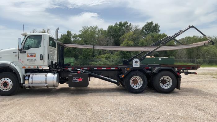 2023 International HX620-9