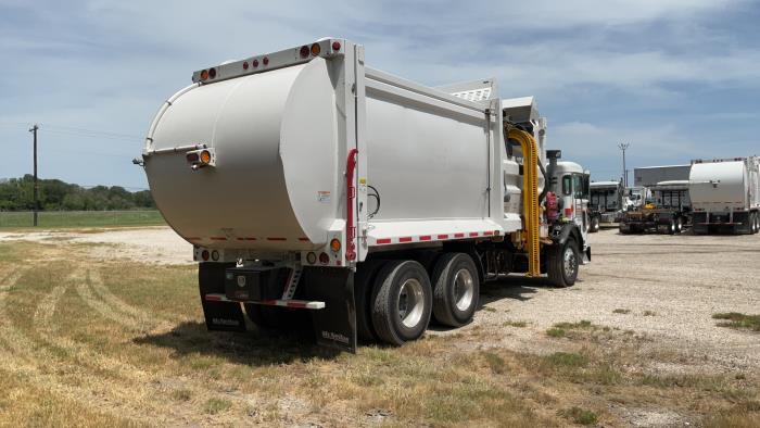 2024 Peterbilt 520-5
