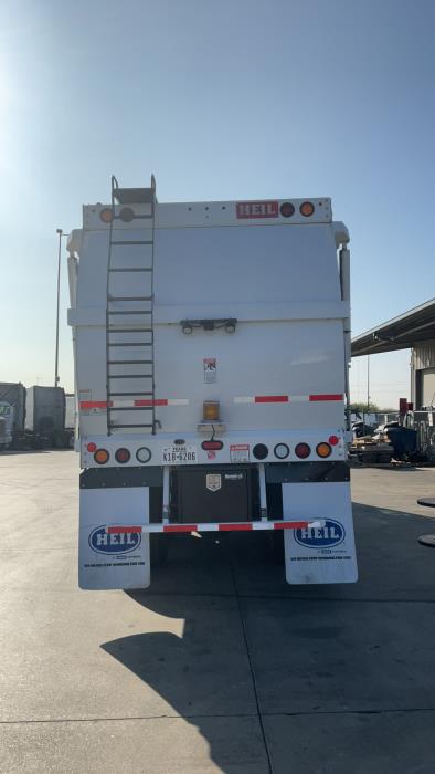 2024 Peterbilt 520-6