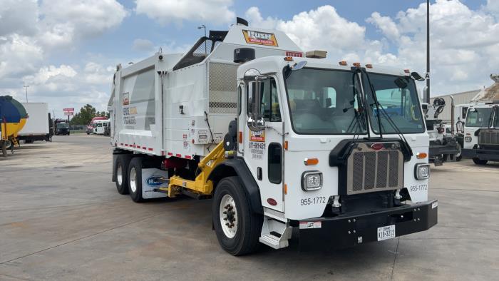 2024 Peterbilt 520-3