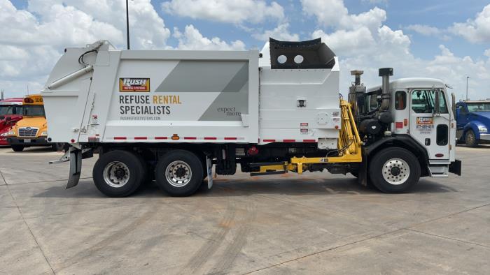 2024 Peterbilt 520-4