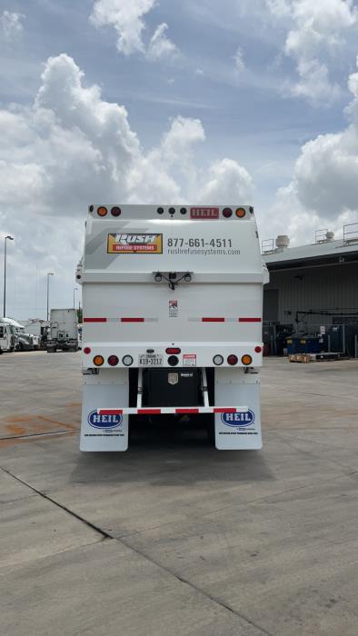 2024 Peterbilt 520-6