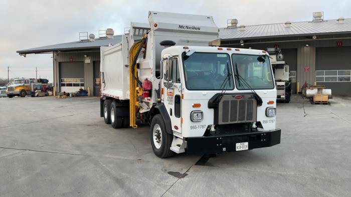 2024 Peterbilt 520-3