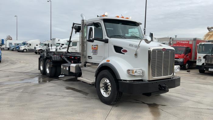 2025 Peterbilt 567-3