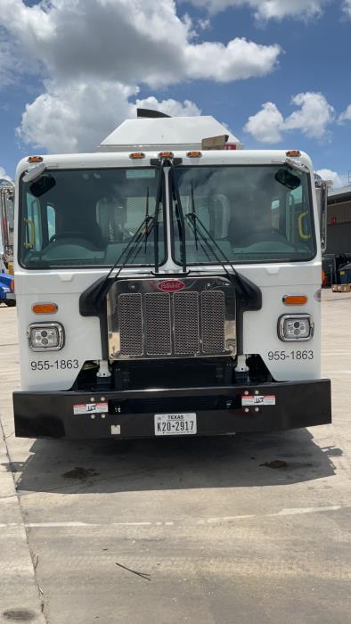 2025 Peterbilt 520-2