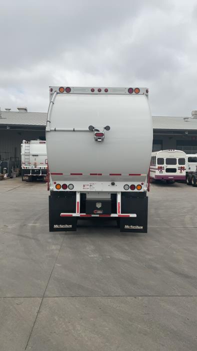 2025 Peterbilt 520-6