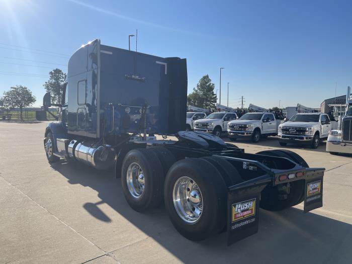 2023 Peterbilt 579-11