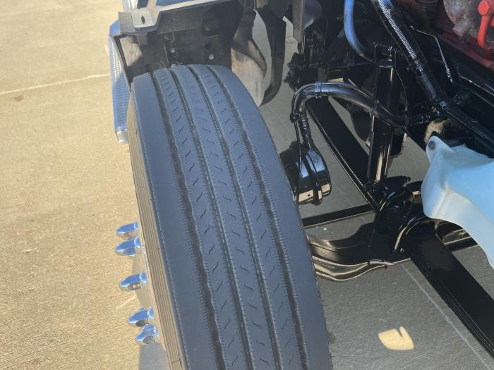 2023 Peterbilt 579-31