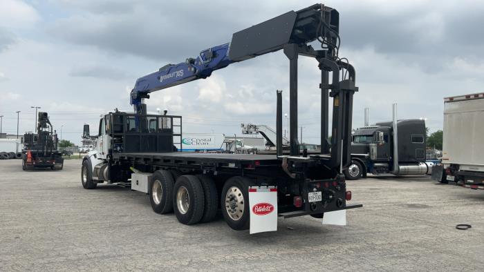 2025 Peterbilt 567-6