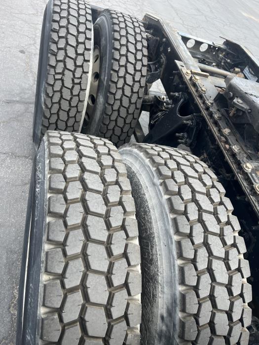 2020 International LT625-6