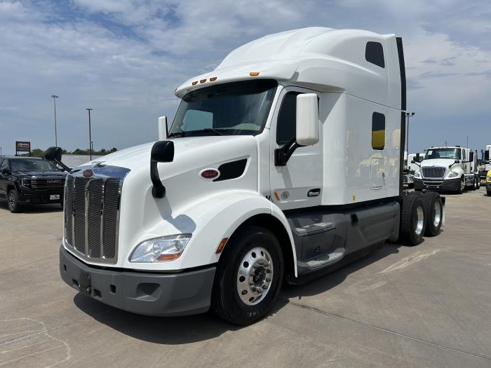 2021 Peterbilt 579-1