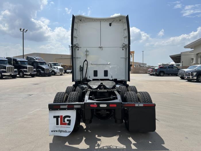 2021 Peterbilt 579-4