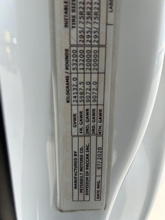 2021 Peterbilt 579-26