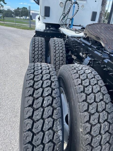 2020 Peterbilt 567-5