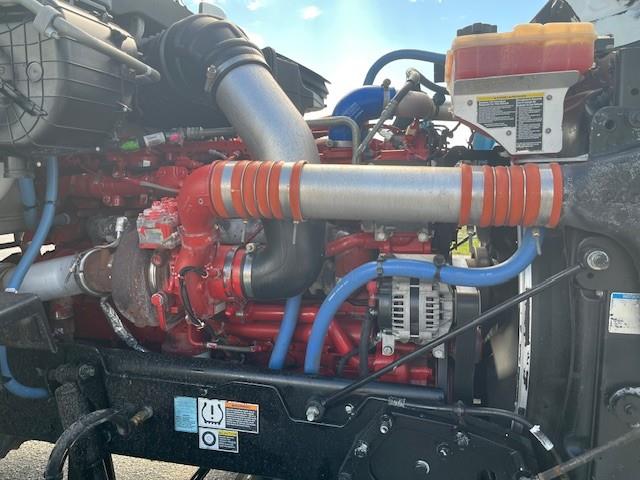 2020 Peterbilt 567-12