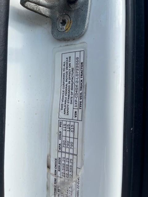 2020 Peterbilt 567-17