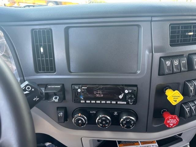 2026 Peterbilt 567-32