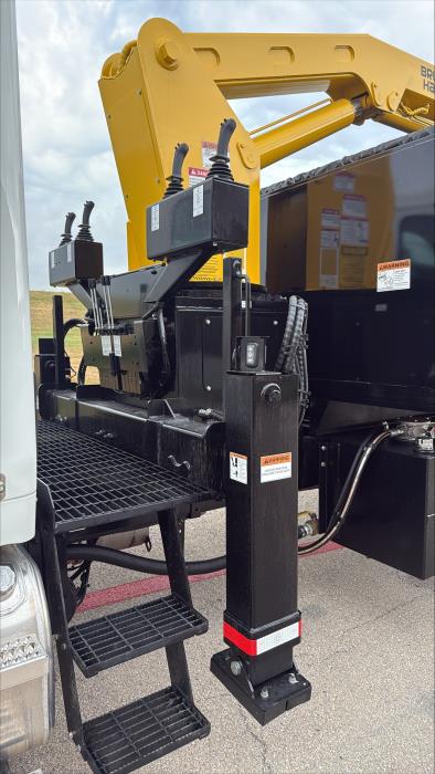 2025 Peterbilt 537-10