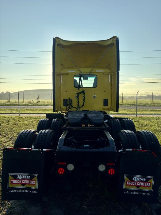 2021 Peterbilt 579-4