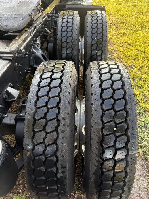 2021 Peterbilt 579-20