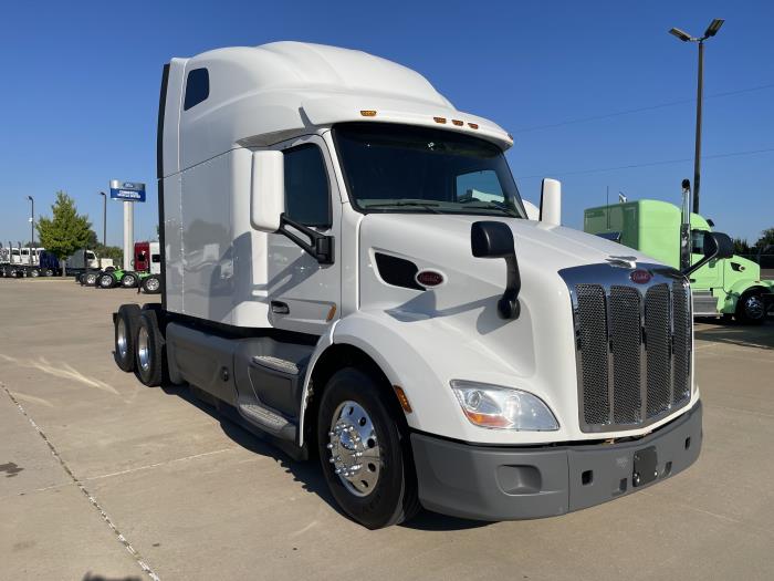 2021 Peterbilt 579-3