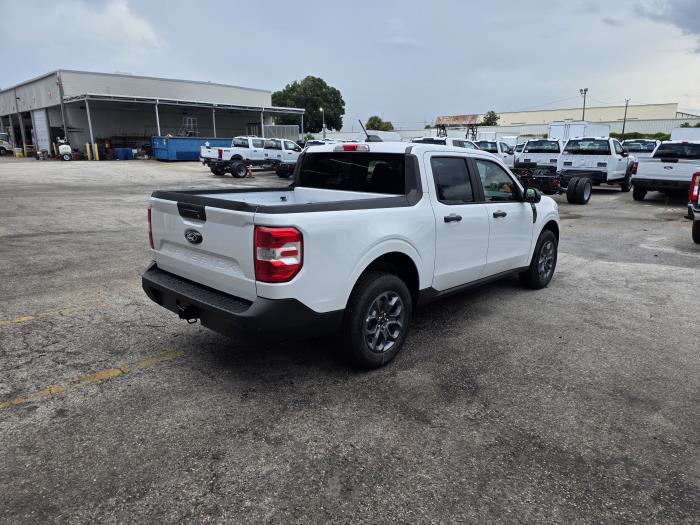 2025 Ford Maverick-5