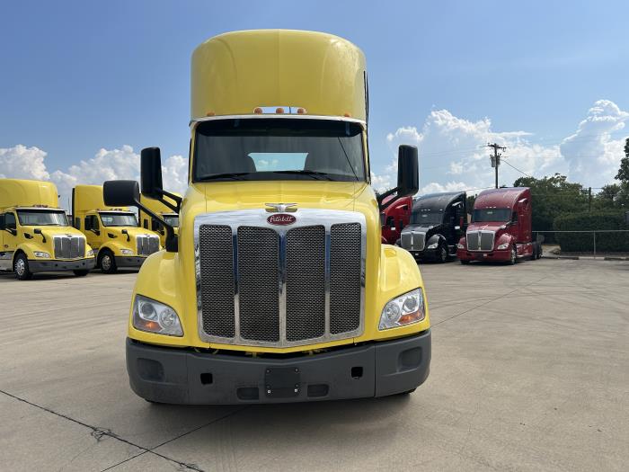 2021 Peterbilt 579-2 2021 Peterbilt 579-2