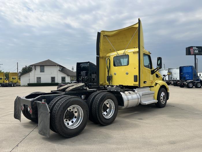 2021 Peterbilt 579-5 2021 Peterbilt 579-5