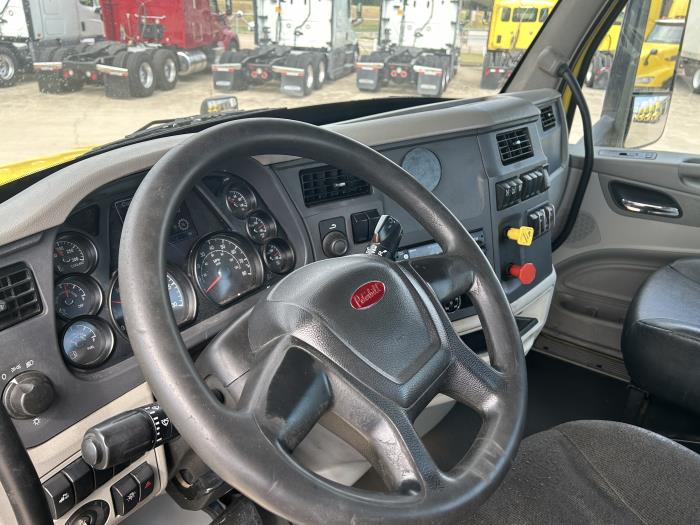 2021 Peterbilt 579-11 2021 Peterbilt 579-11