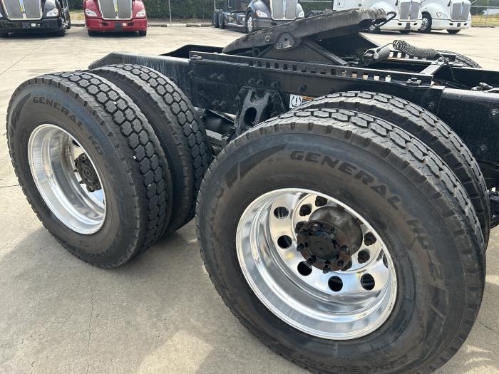 2021 Peterbilt 579-16 2021 Peterbilt 579-16