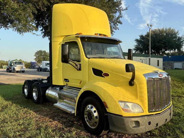 2021 Peterbilt 579-7